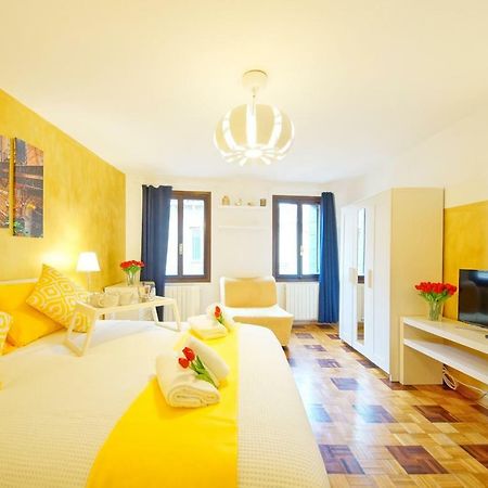 Calle Dei Fabbri Apartment ヴェネツィア エクステリア 写真